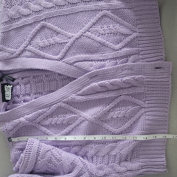 Reclaimed Vintage inspired cropped cable cardigan in lilac - Picture 7 of 7